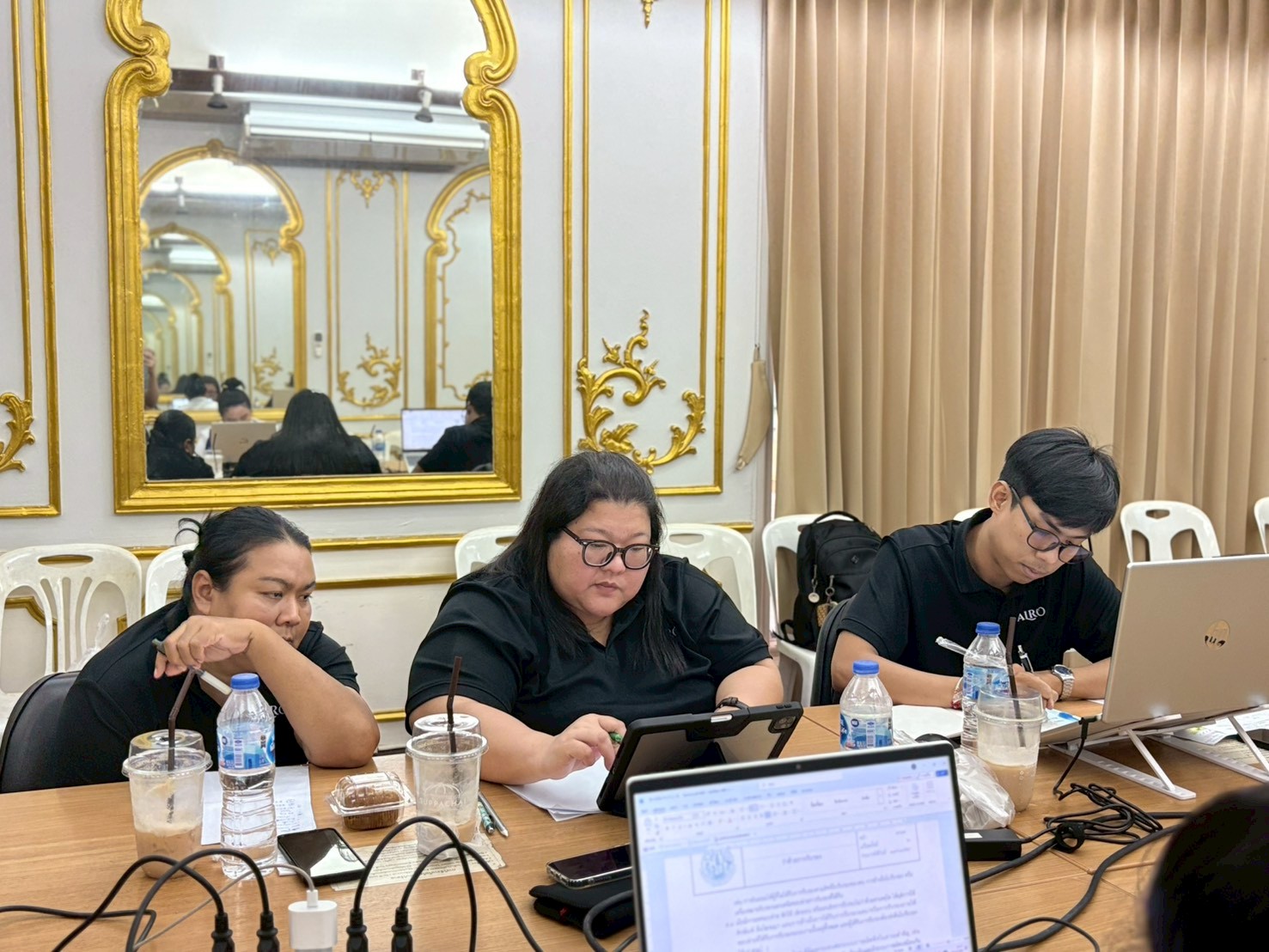 title - การประชุมภายในศูนย์ตรวจสอบและรับรองมาตรฐานสินค้าเกษตรในเขตปฏิรูปที่ดิน 